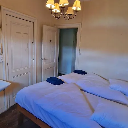 Le Chateau De Blier, Between Durbuy And La Roche-en-ardenne ארזי