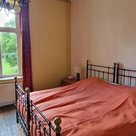 בקתה Le Chateau De Blier, Between Durbuy And La Roche-en-ardenne ארזי